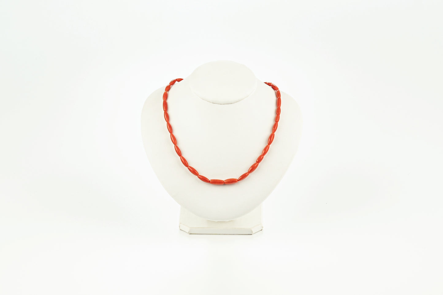 Coral Olive Necklace Gold