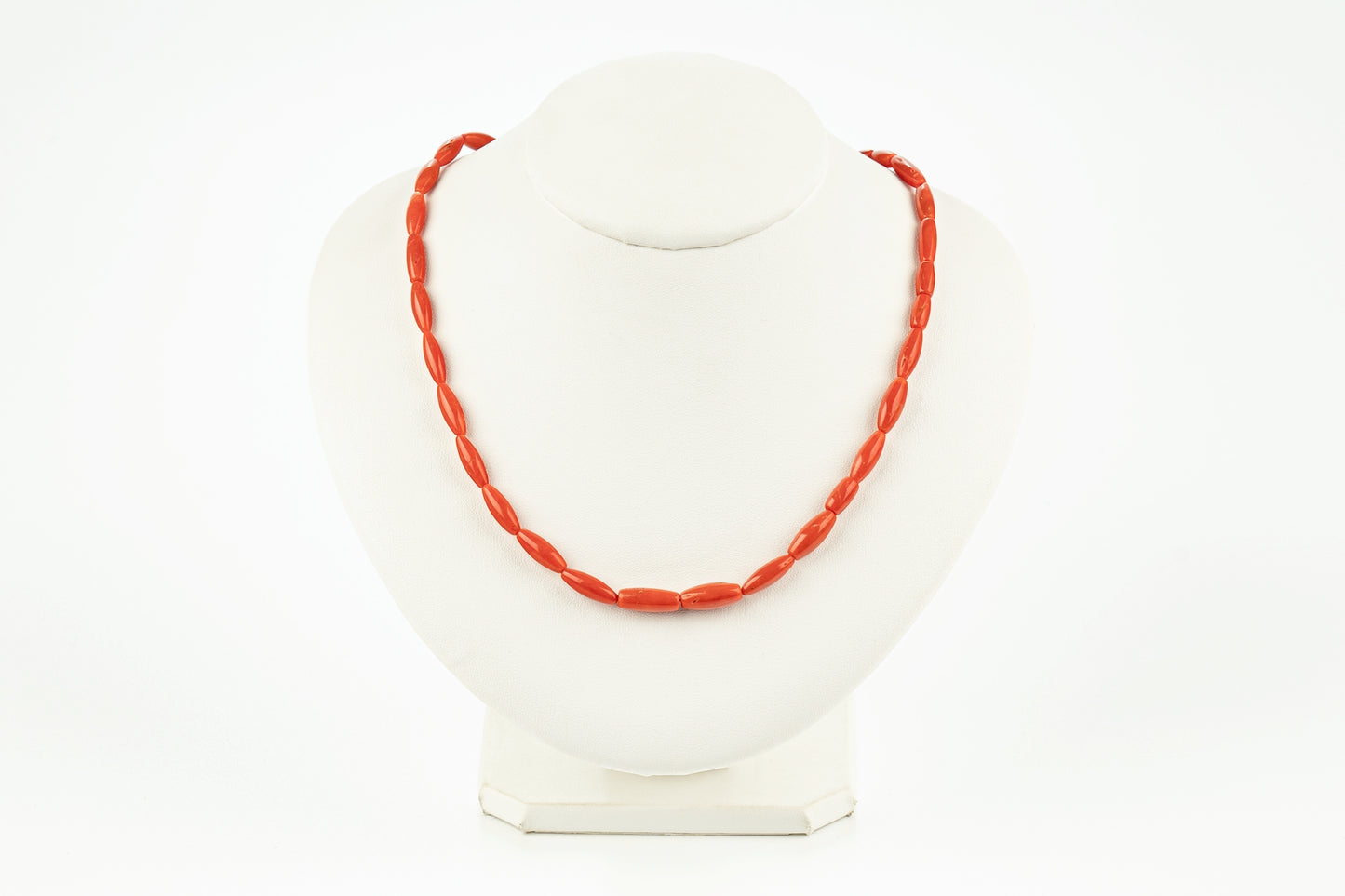 Coral Olive Necklace Gold