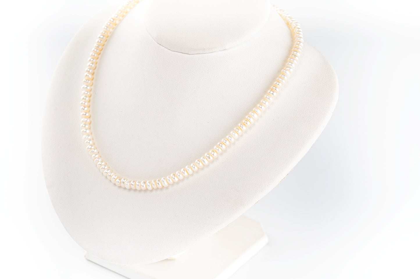 Necklace Pearl